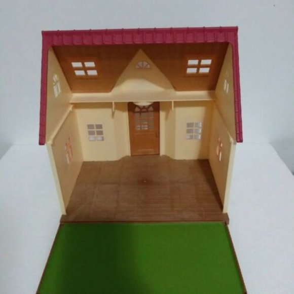 Calico Critters Red Roof Cottage House - Picture 3 of 5